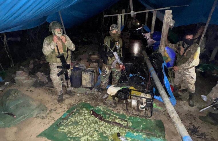 Destruyen tres laboratorios y decomisan 7 toneladas de cocaína