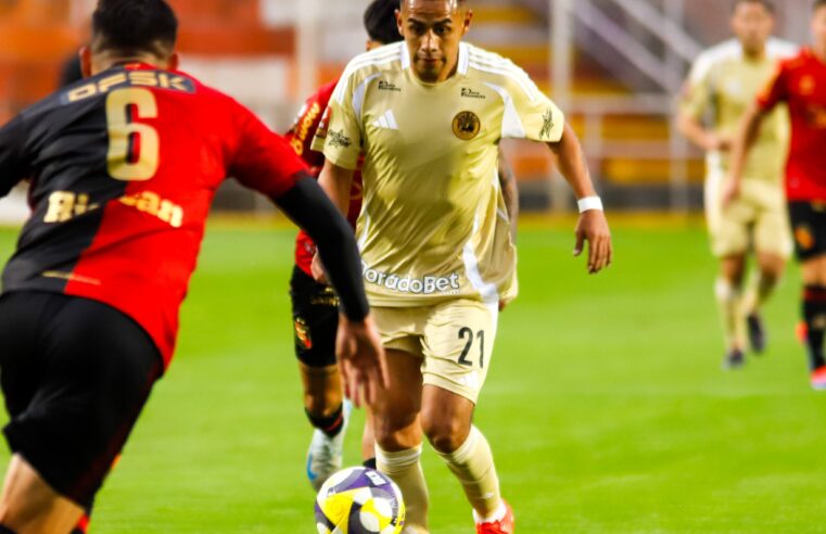 Walter Ribonetto mantiene el discurso del Apertura