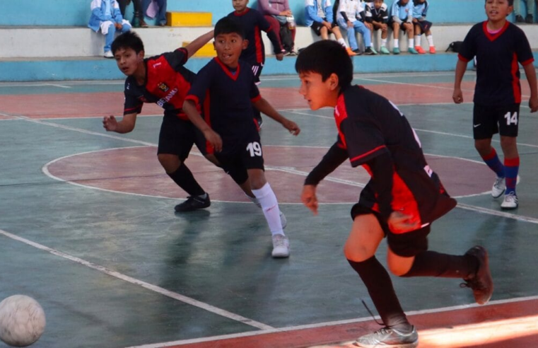 Fiesta deportiva escolar celebran en Paucarpata