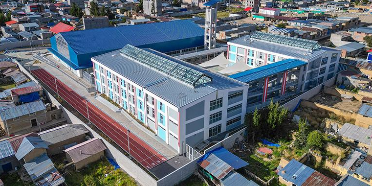 Declaran viabilidad de construcción del hospital Carlos Monge Medrano