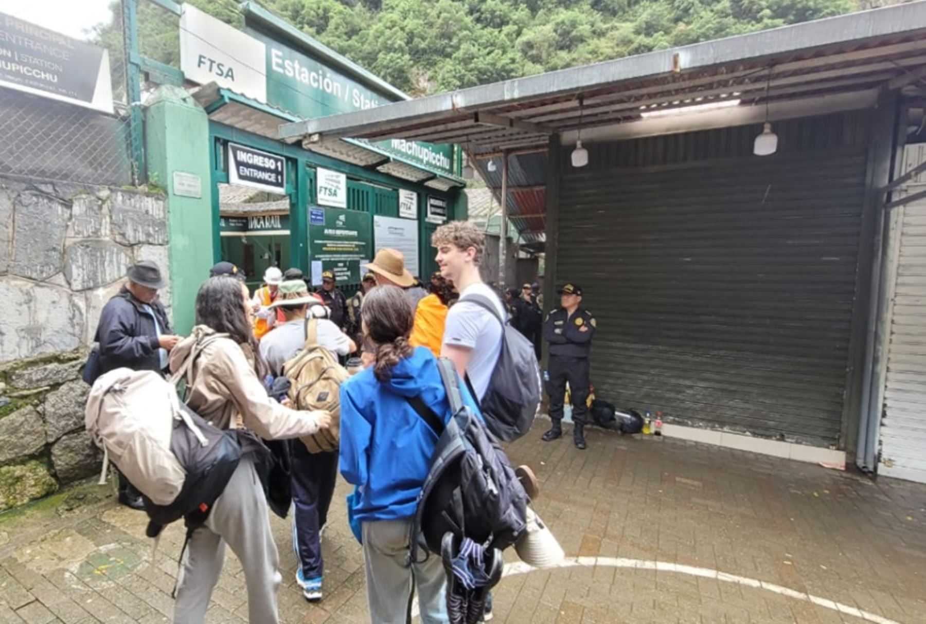 Hoy evalúan problemática en proceso de compra de boletos para Machu Picchu