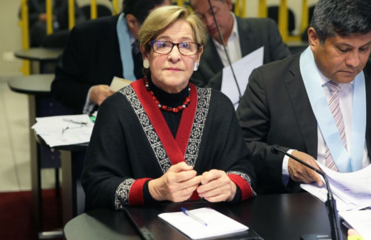 Fiscalía pidió al PJ impedimento de salida del país de Susana Villarán