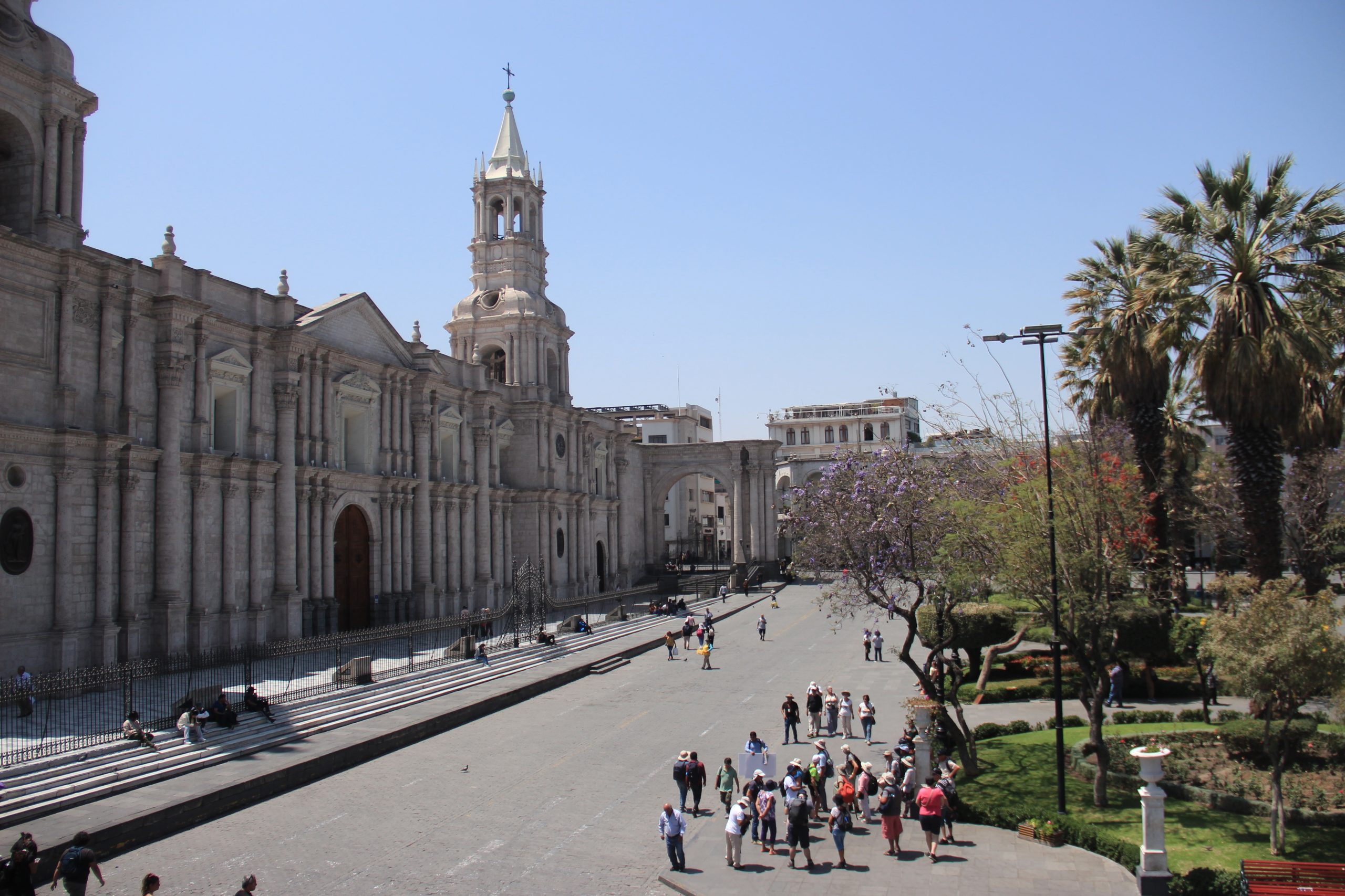 Bloqueo en Panamericana Sur reduce en 5% afluencia turística en Arequipa