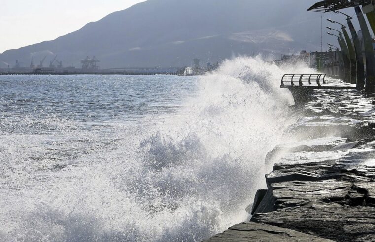 ¡Cuidado! Alertan oleajes anómalos alertan a la costa de Islay y Arequipa