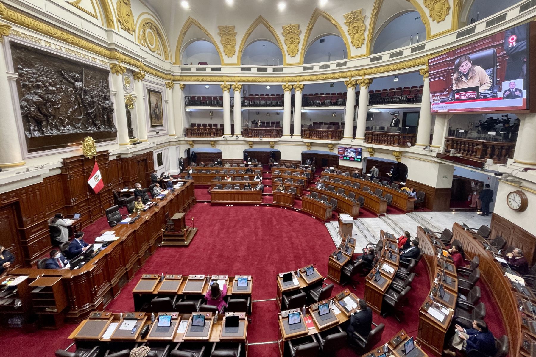 Presupuesto 2026 asciende a 257 mil millones de soles