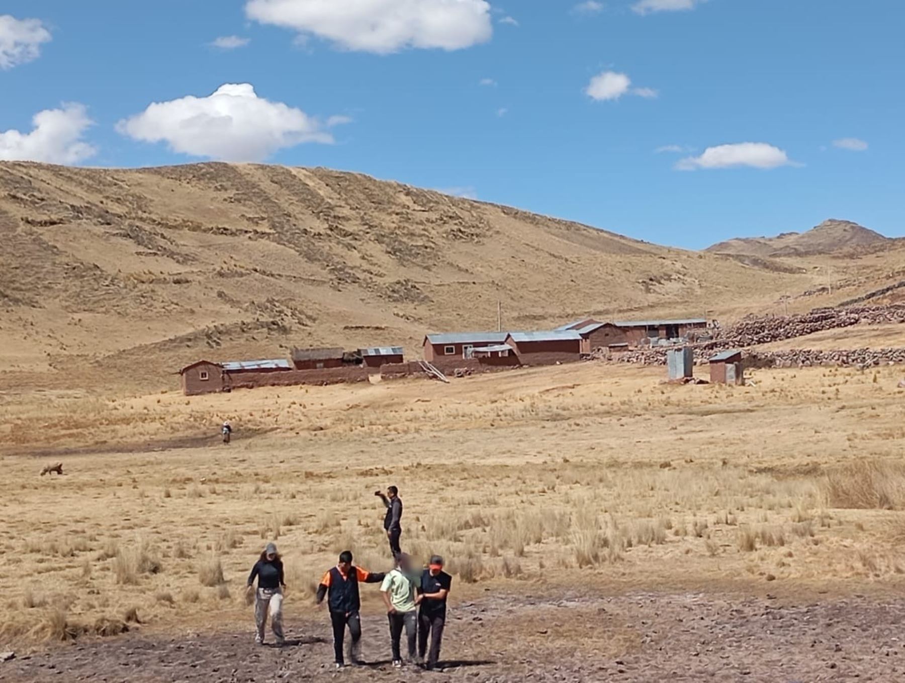 Policías vestidos de censistas capturan a adolescente acusado de ultrajar a niña de 4 años