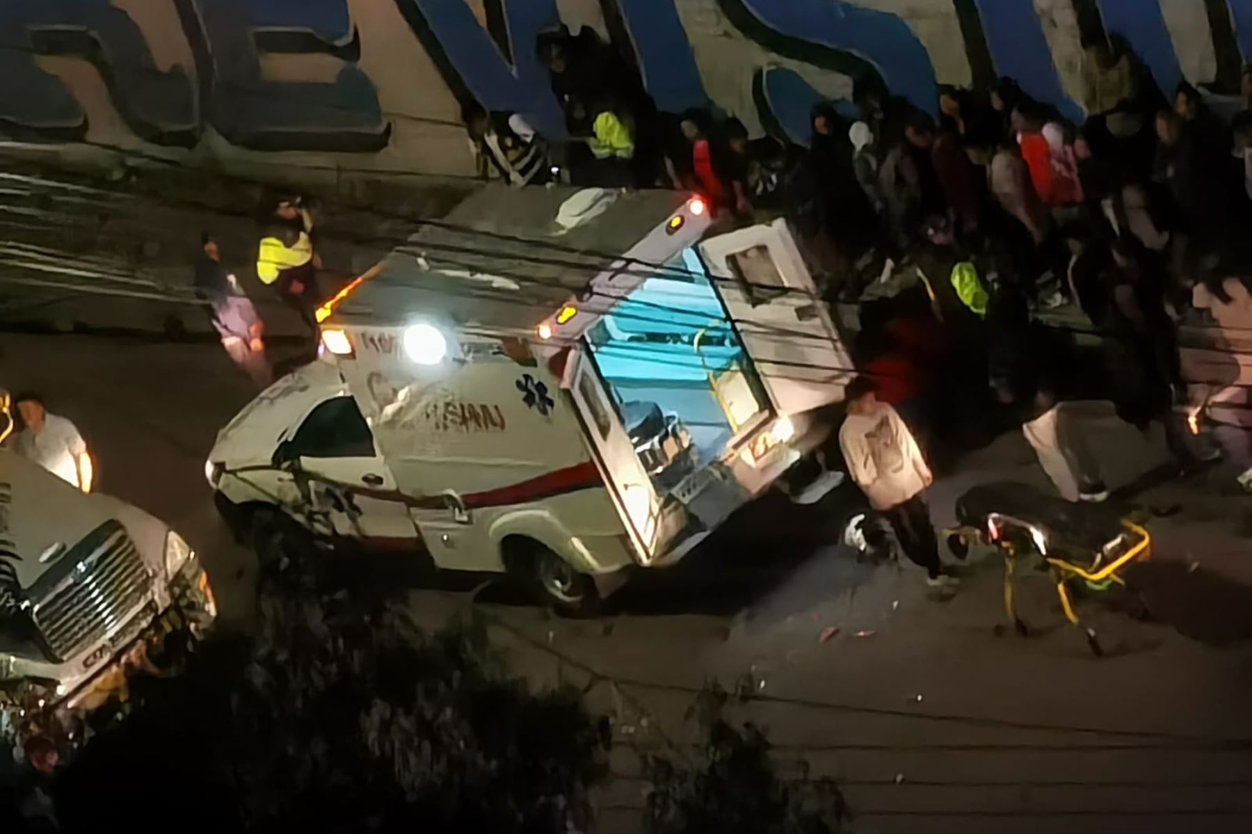 Madre, hijo y abuela mueren tras ser atropellados