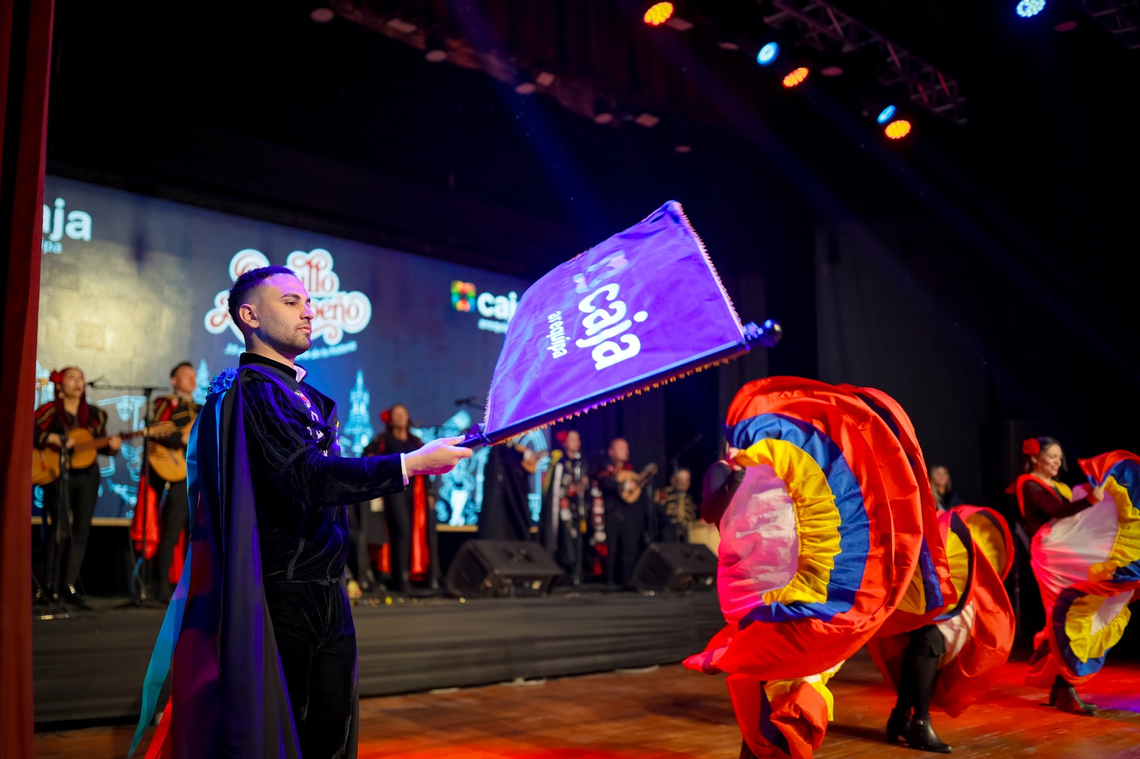 Caja Arequipa celebró con clientes el Encuentro Internacional de Tunas