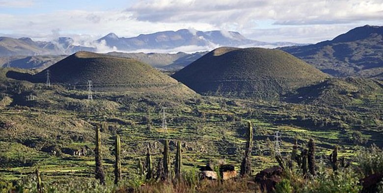 Castilla, paraíso de volcanes, arte milenario y naturaleza Naturaleza, historia y aventura fusionadas.