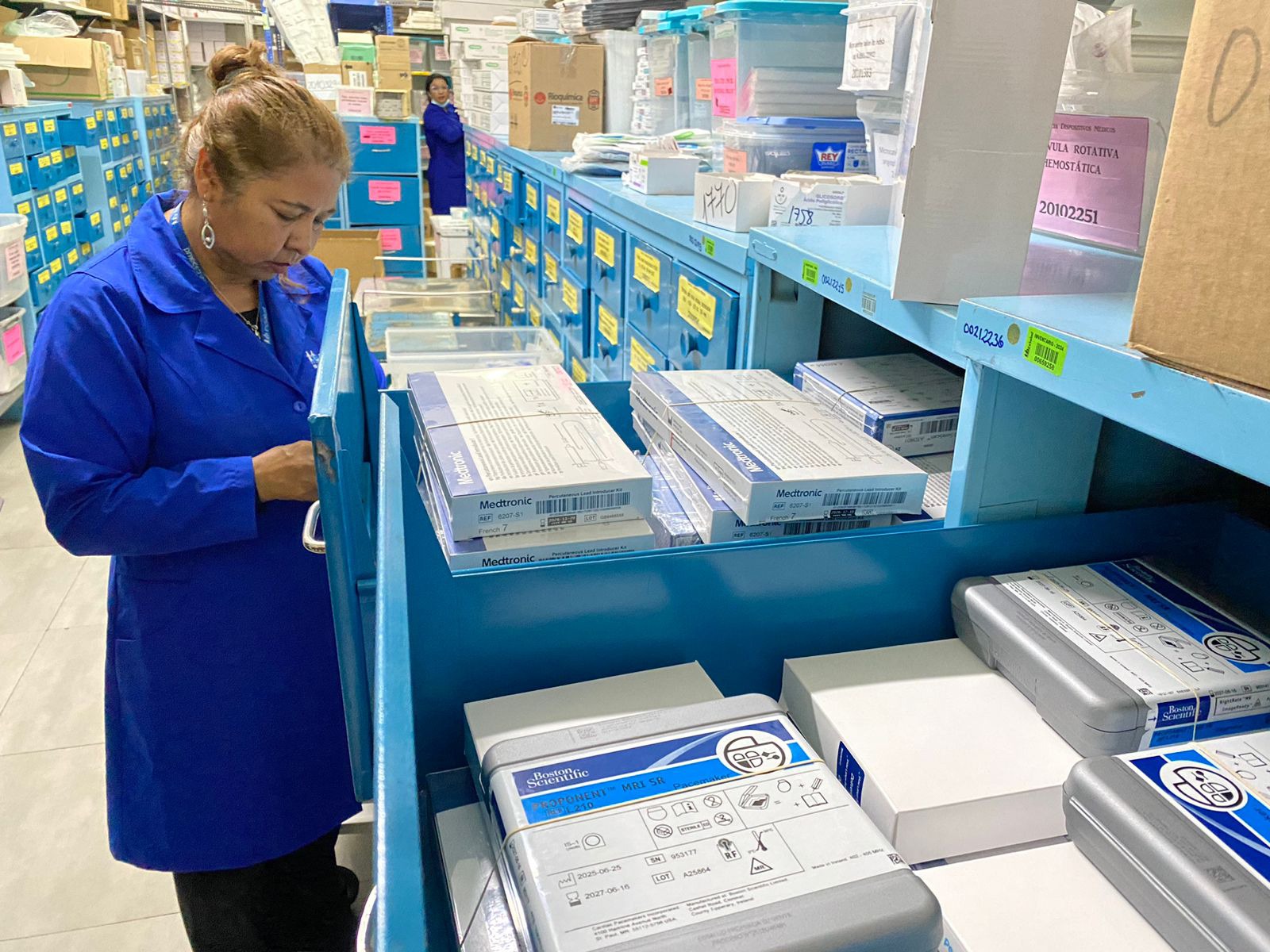 Hospital Carlos Alberto Seguín Escobedo fortalece la atención con 16 marcapasos