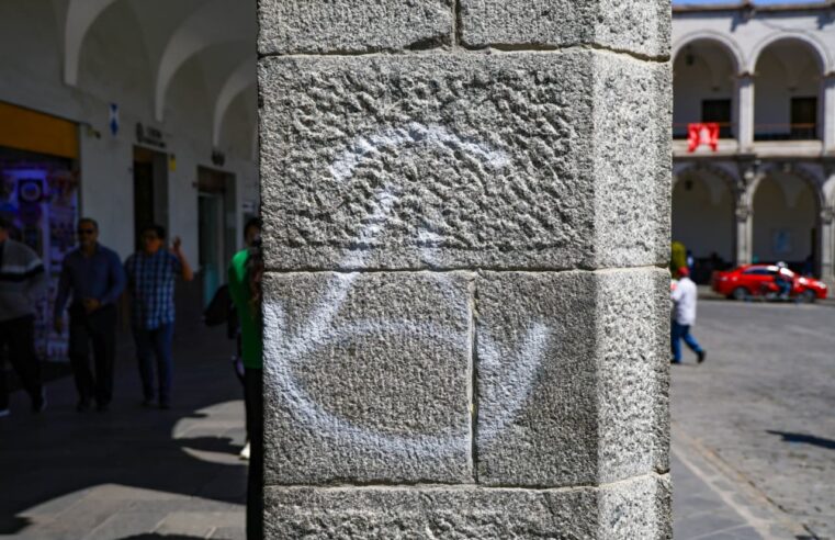 Municipalidad condena pinta en Portal de Flores