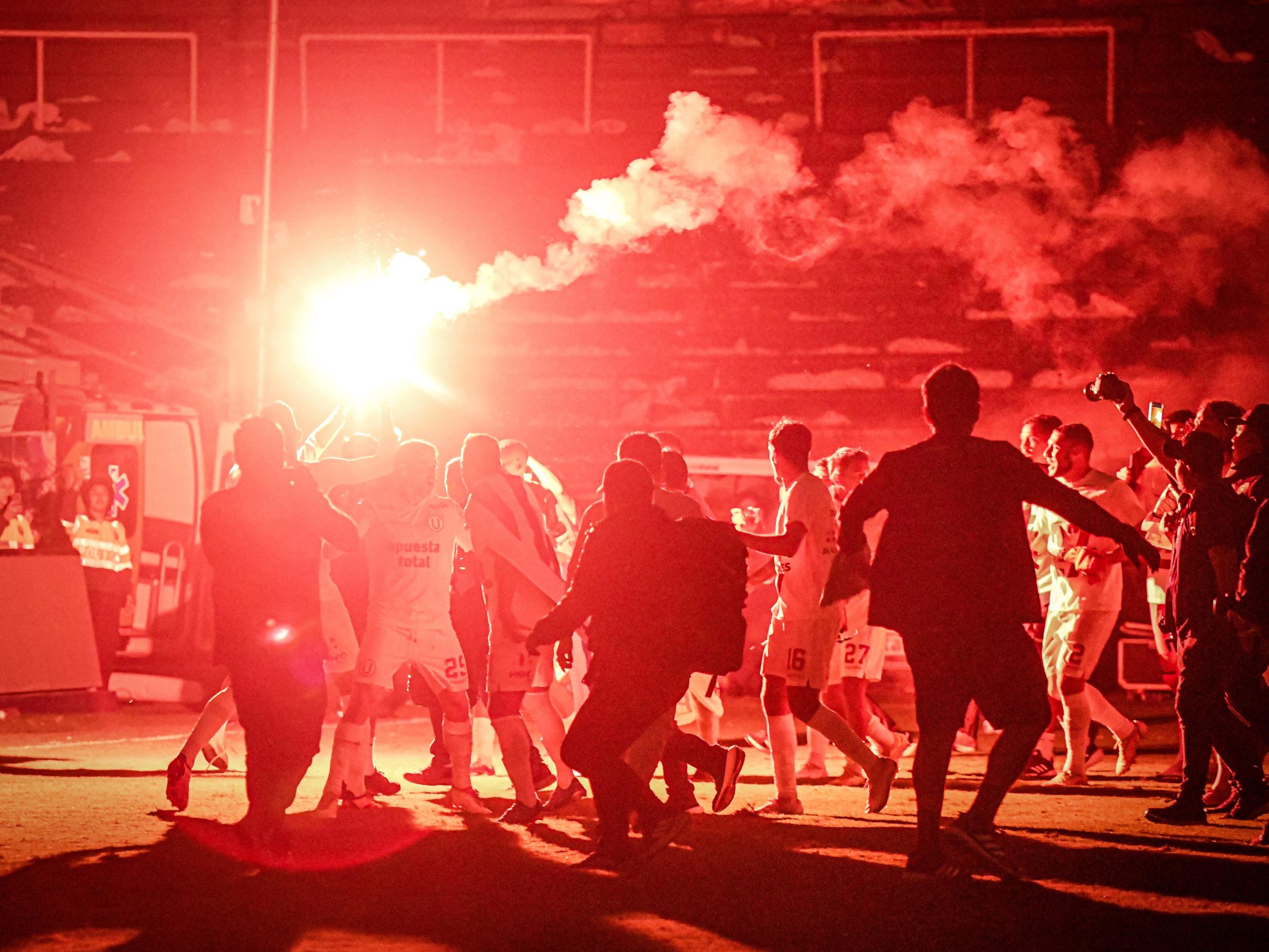 Ejemplar multa de más de dos millones al club Alianza Lima