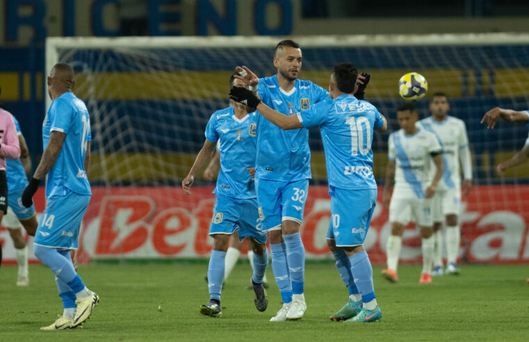 Ex jugadores de Binacional a la deriva y con falta de pago