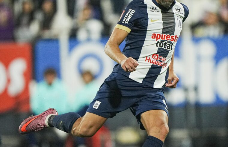 Barcos no respetó los códigos de los futbolistas criticó Ferrari