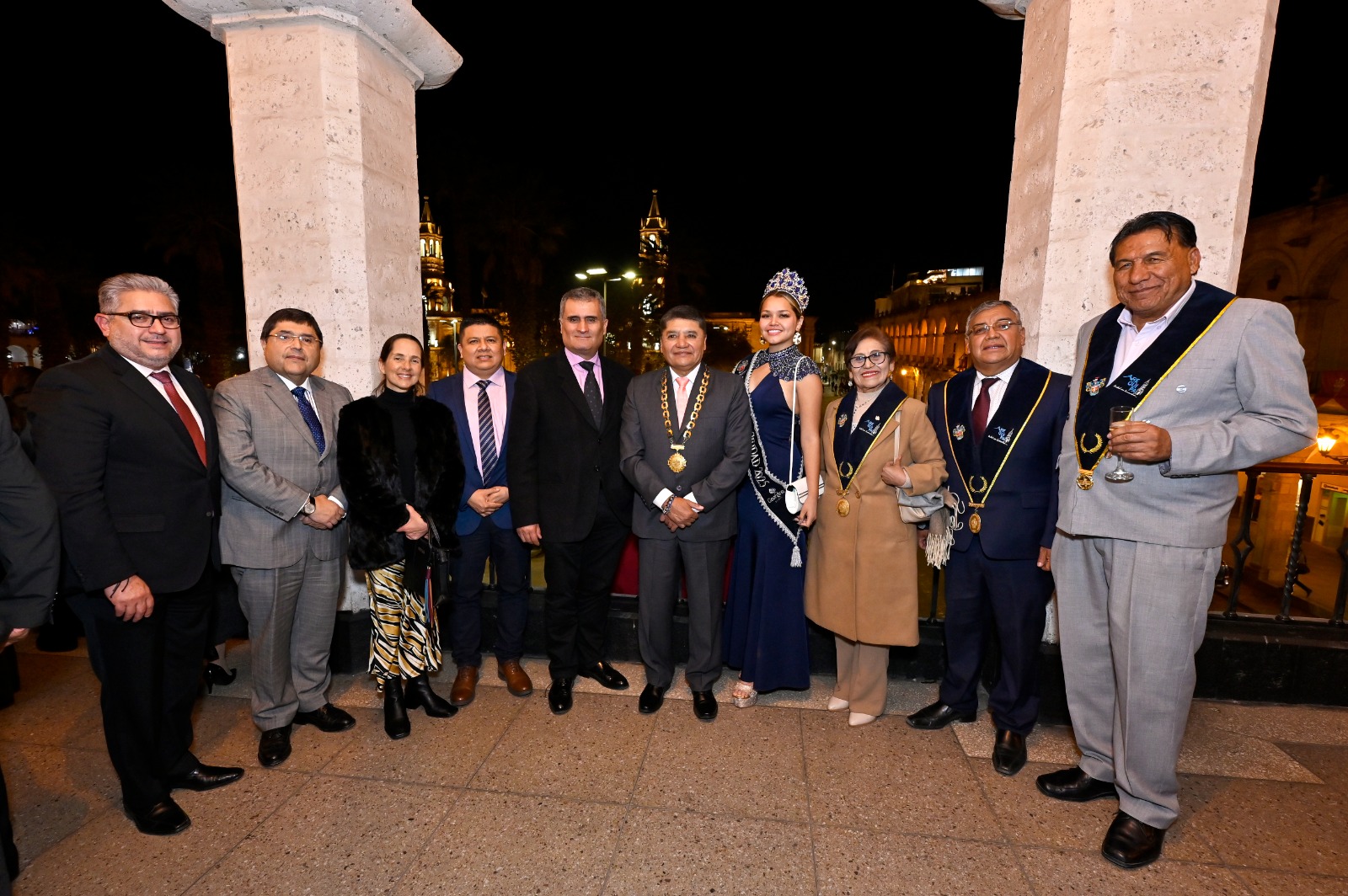 Caja Arequipa recibe reconocimiento por sus 39 años