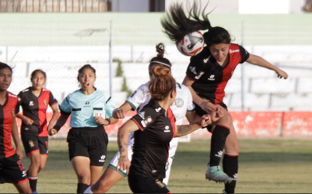 Las «Leonas del Sur» reciben hoy a Alianza Lima en el CAR