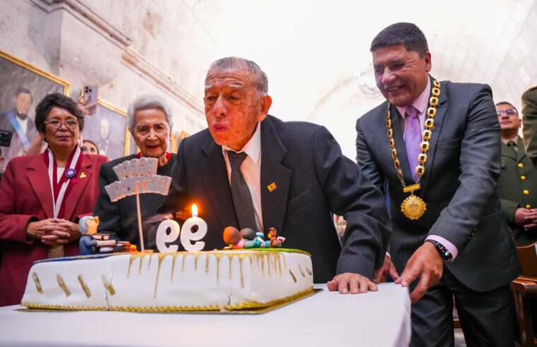 Creador de Coquito: “El español es el idioma para hablar con nuestro Dios”