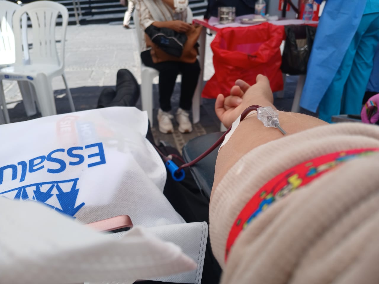 HÉROES SIN CAPA. Cuando donas sangre salvas más de tres vidas