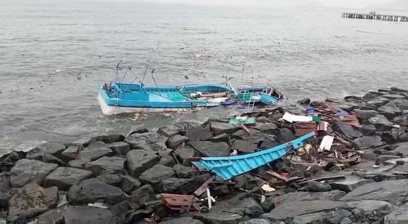 Oleajes anómalos afectan litoral de Islay