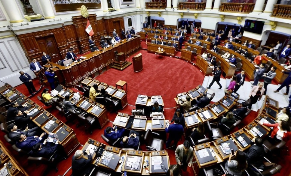 Senadores y diputados ganarían S/ 35 mil mensuales desde 2026