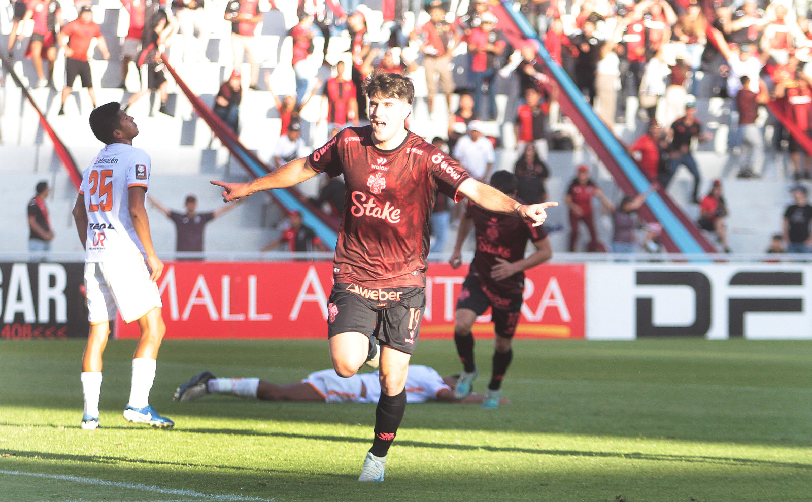 FBC Melgar ganó pero hay mucho por mejorar