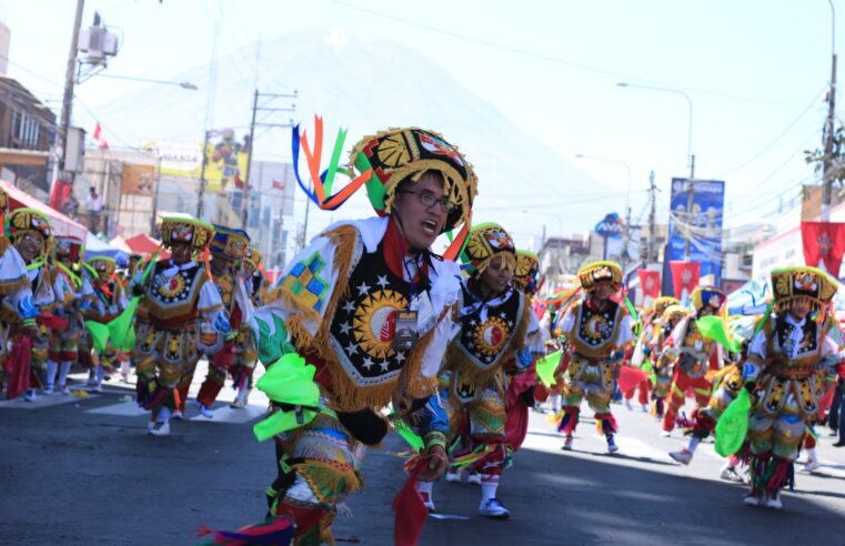 Arequipa celebró el Corso de la Amistad en su 485° aniversario