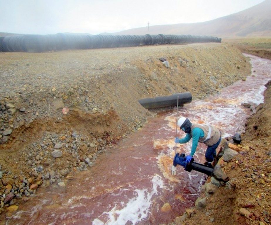 Aruntani acumula más de 20 sanciones por contaminar ríos en Arequipa y Moquegua