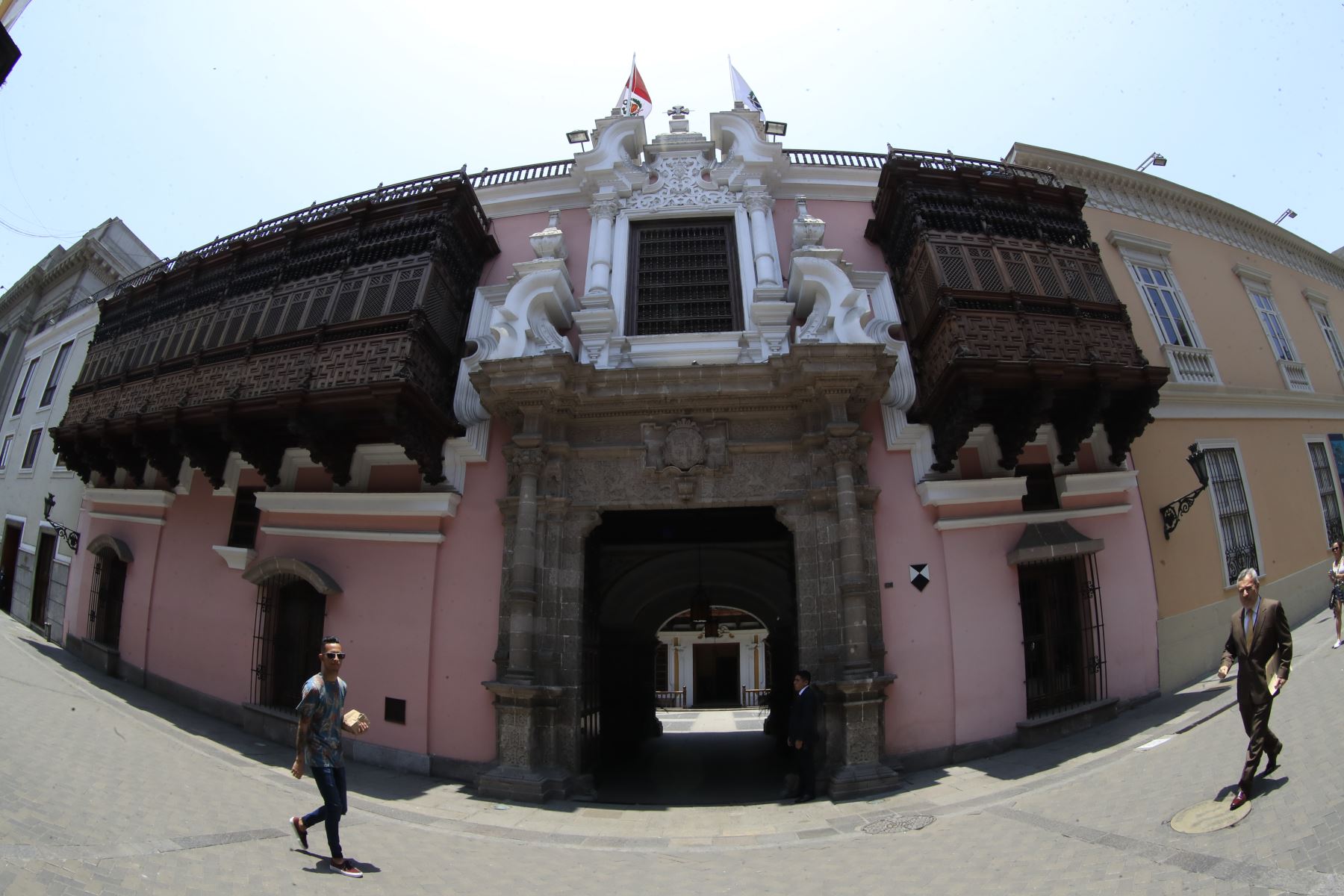 Cancillería rechaza declaraciones de la presidenta de México