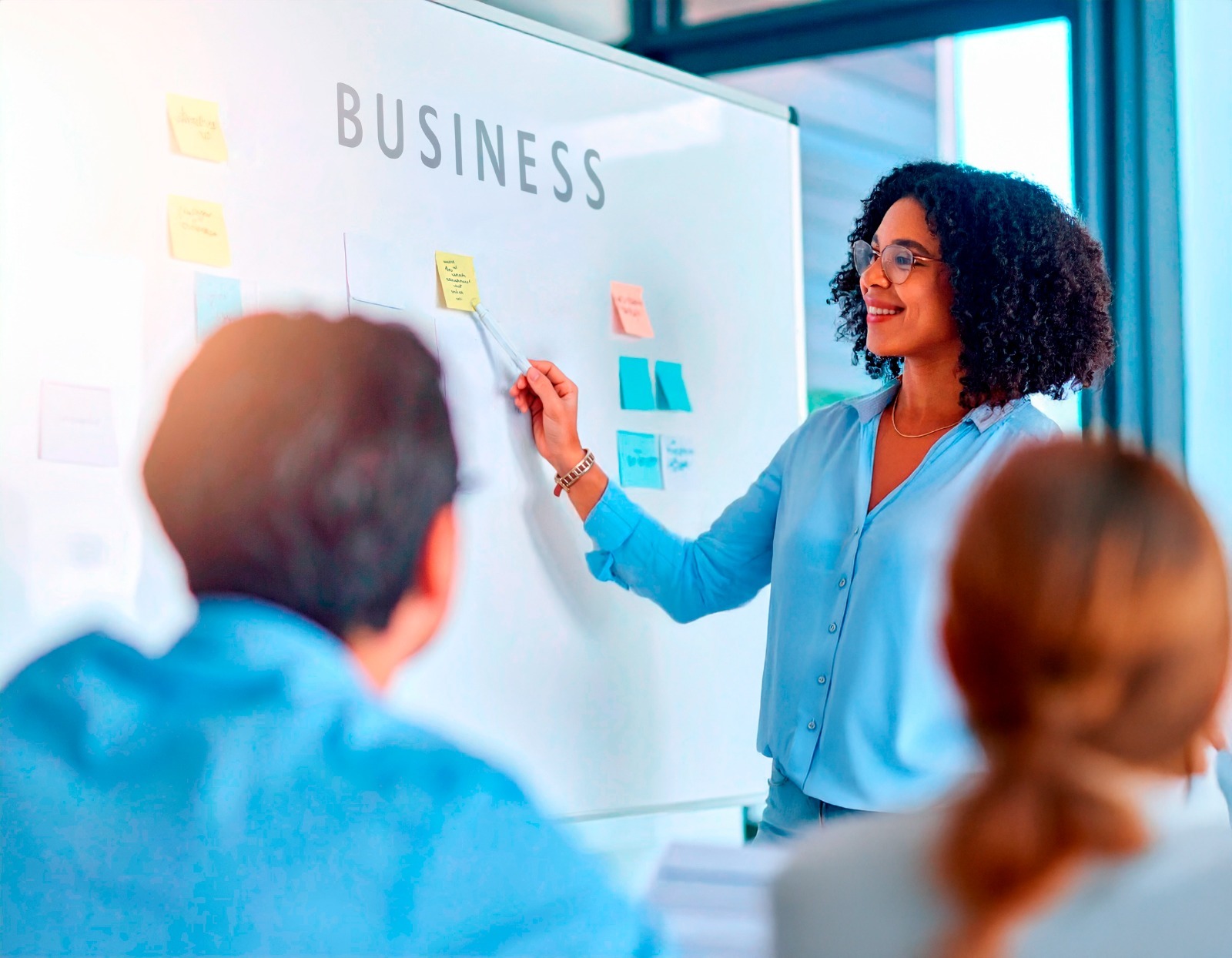 Claves para fortalecer equipos saludables y ambientes laborales positivos