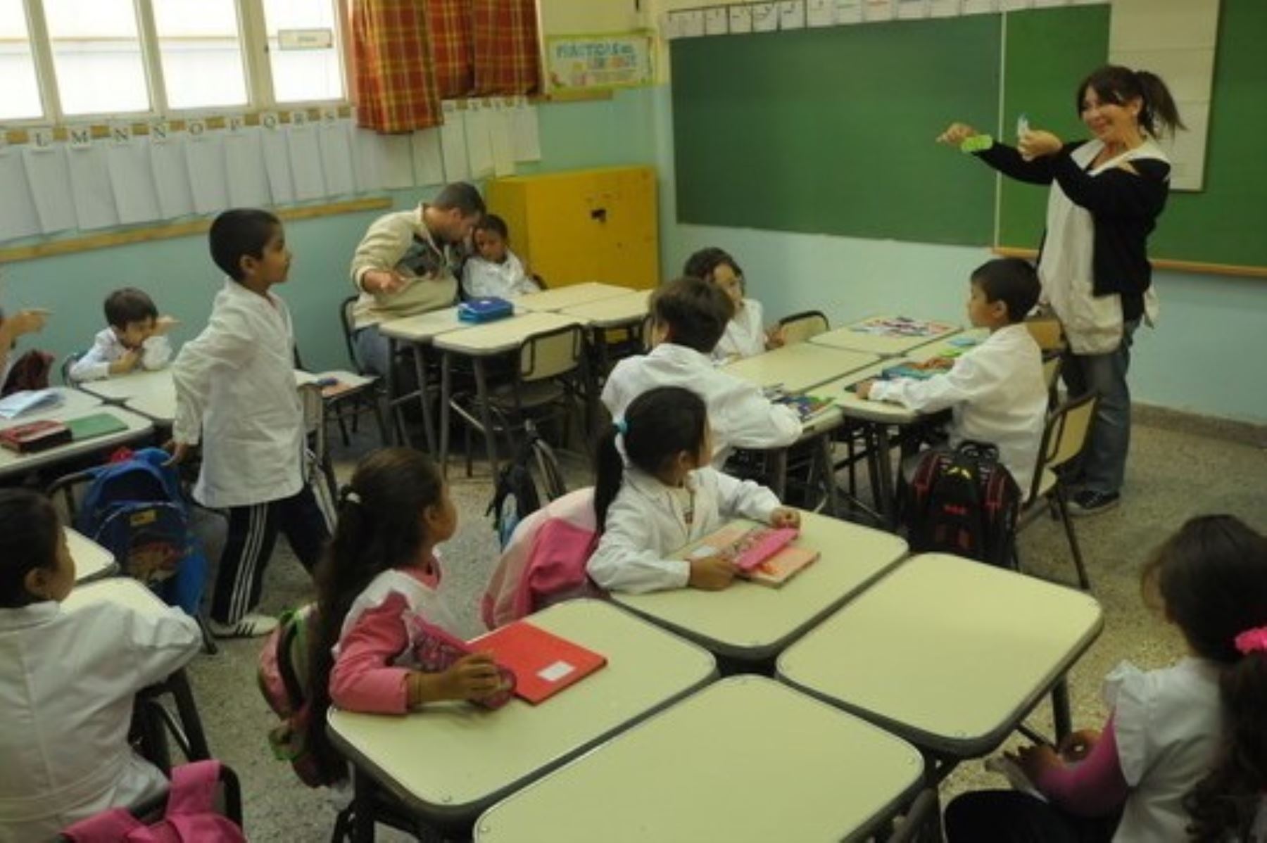 Incluirán educación sexual en colegios y centros de salud