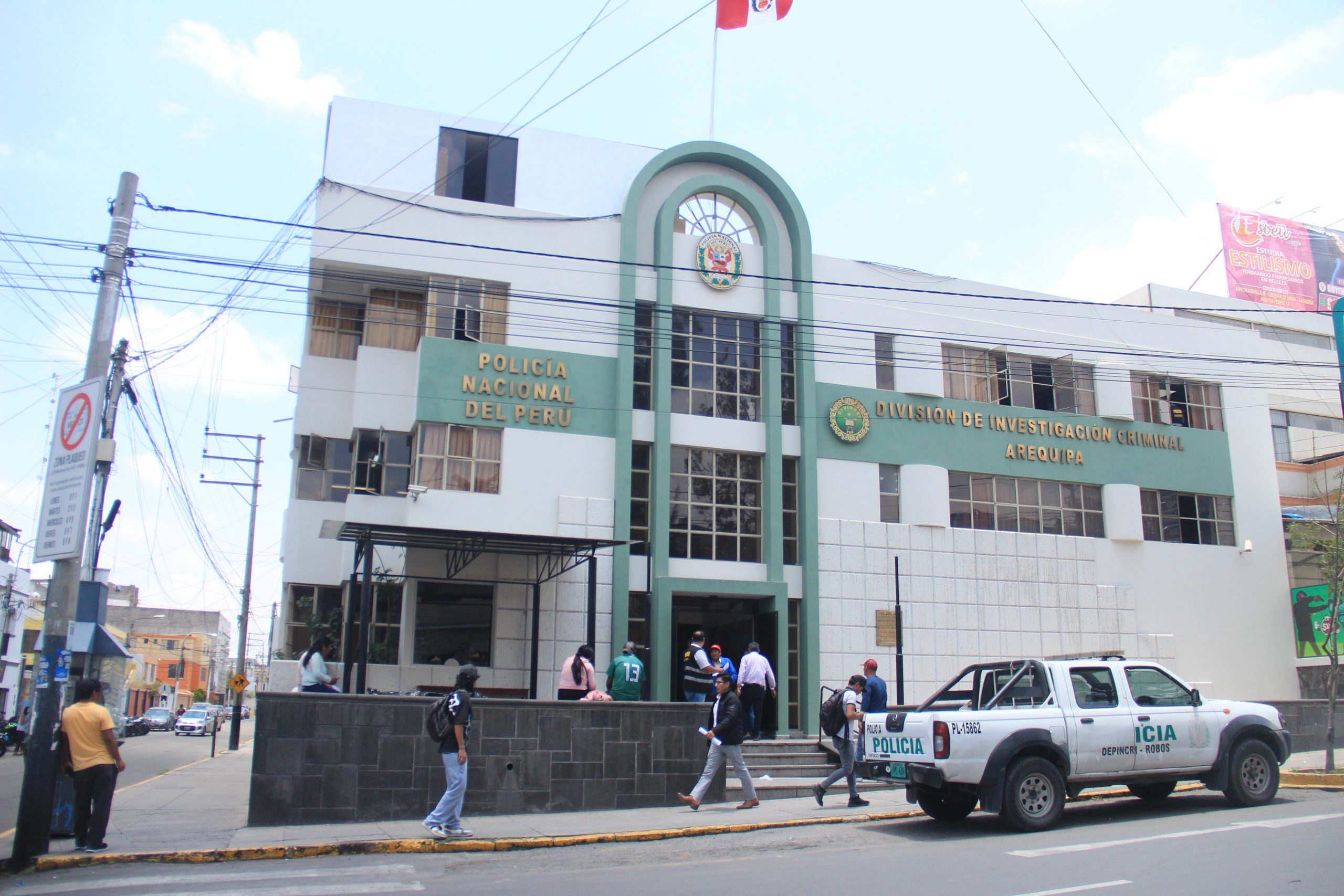 Roban 60 mil soles a cambista en Hunter