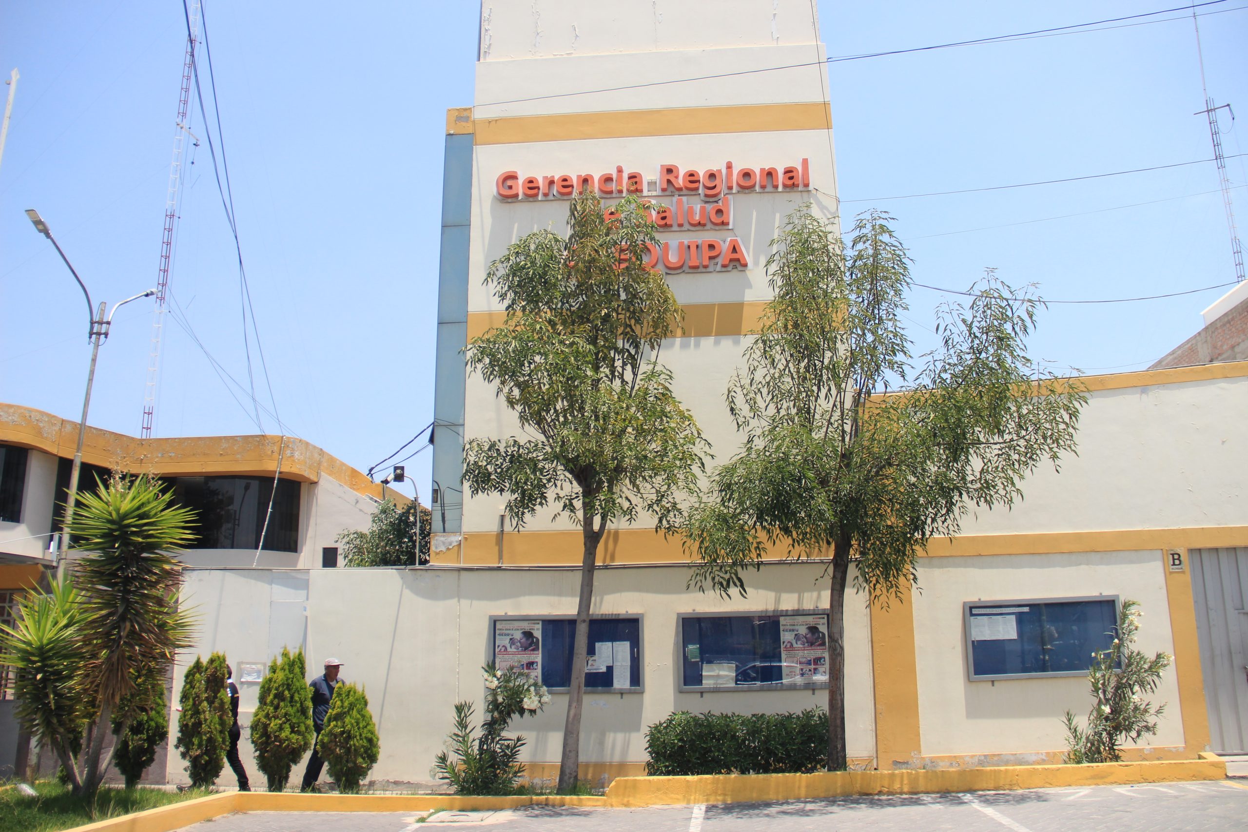 Cambios en puestos de confianza del sector salud en Arequipa