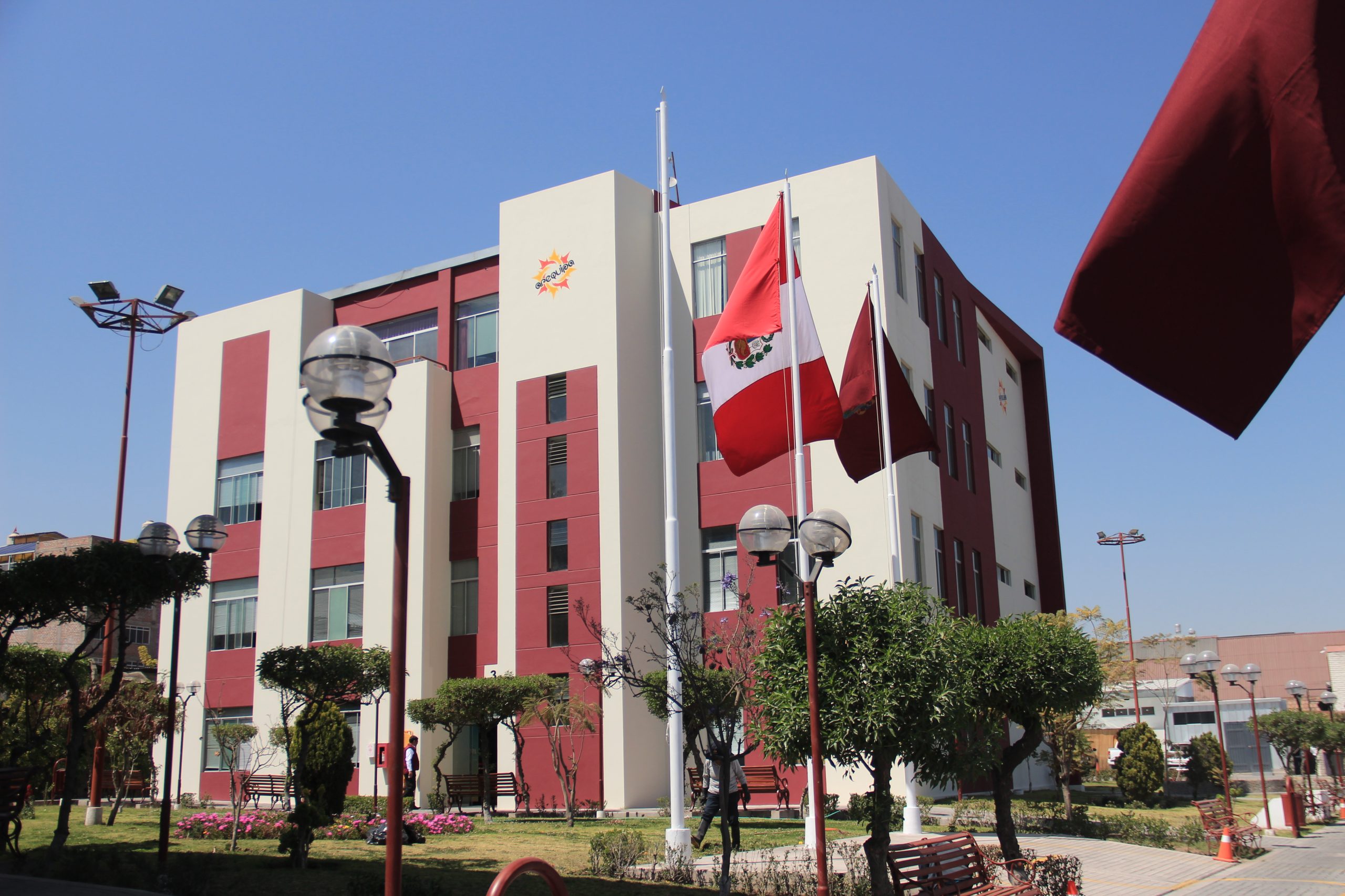 Detectan inconsistencias millonarias en manejo presupuestal del Gobierno Regional de Arequipa