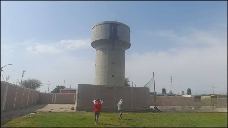 Filtración de agua ponen en riesgo vida útil de obra de saneamiento