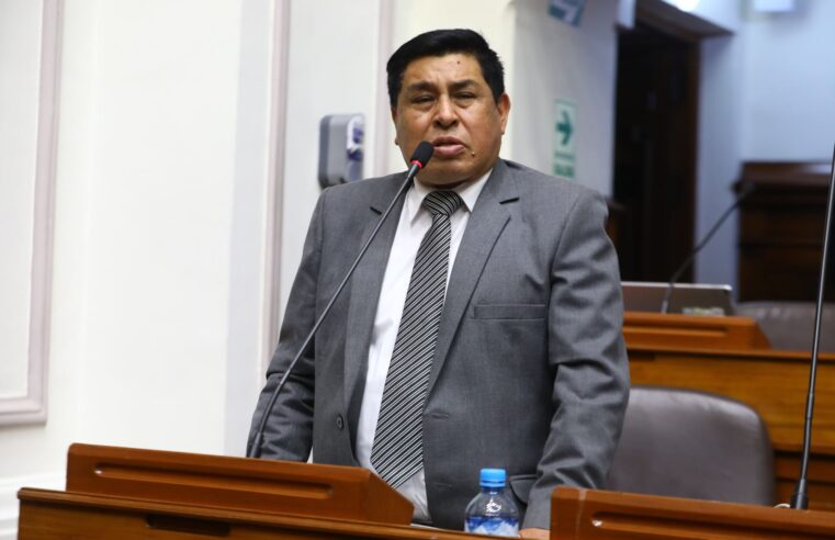 Proponen incentivos para profesores que accedan a posgrados