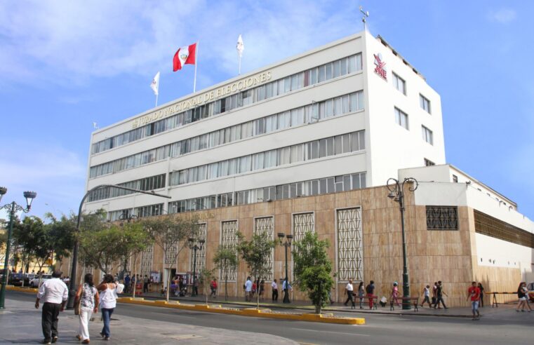 JNE oficializa inscripción de tres alianzas electorales