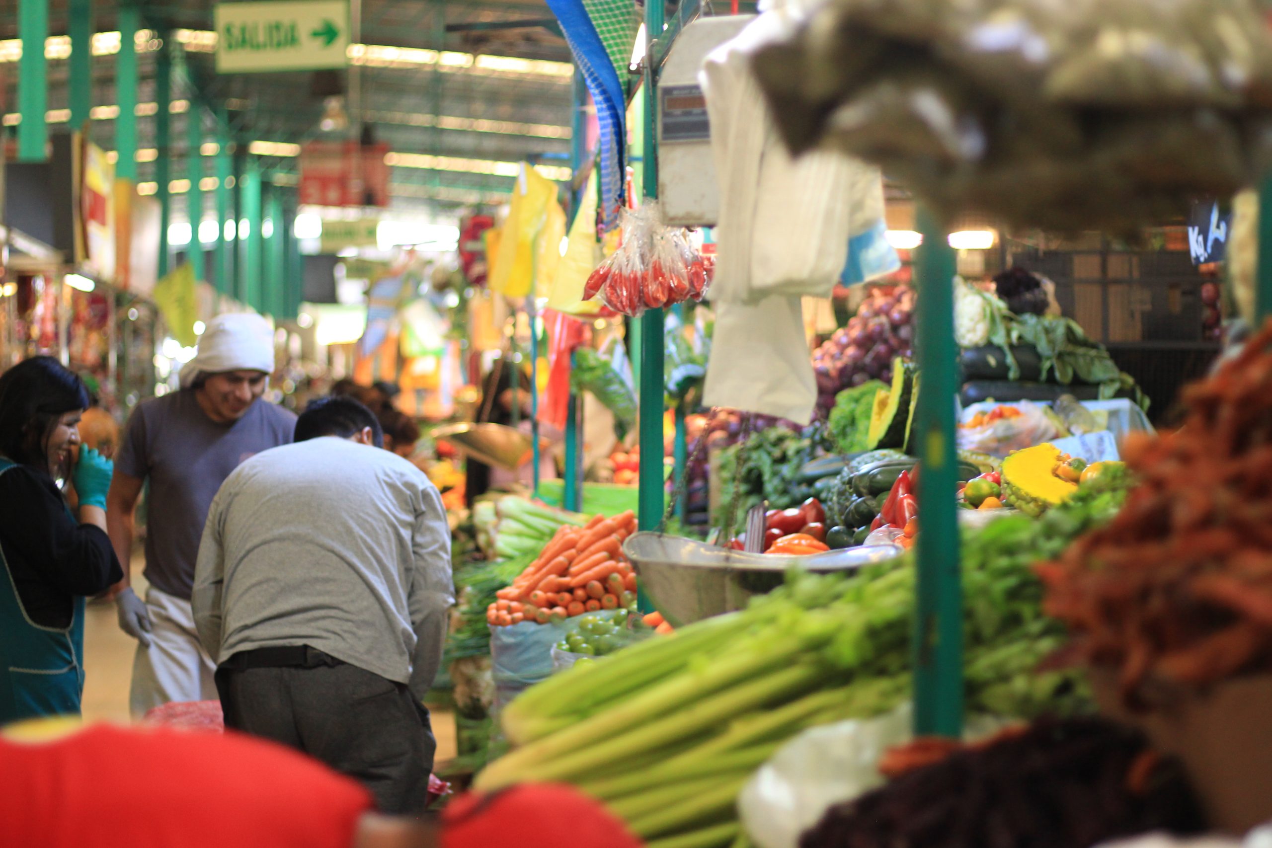 Precios de alimentos se mantienen estables en mercados de Arequipa