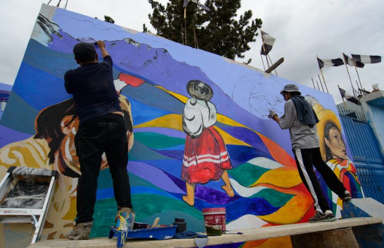 Taller de muralismo invita a descubrir al artista interior que llevamos dentro