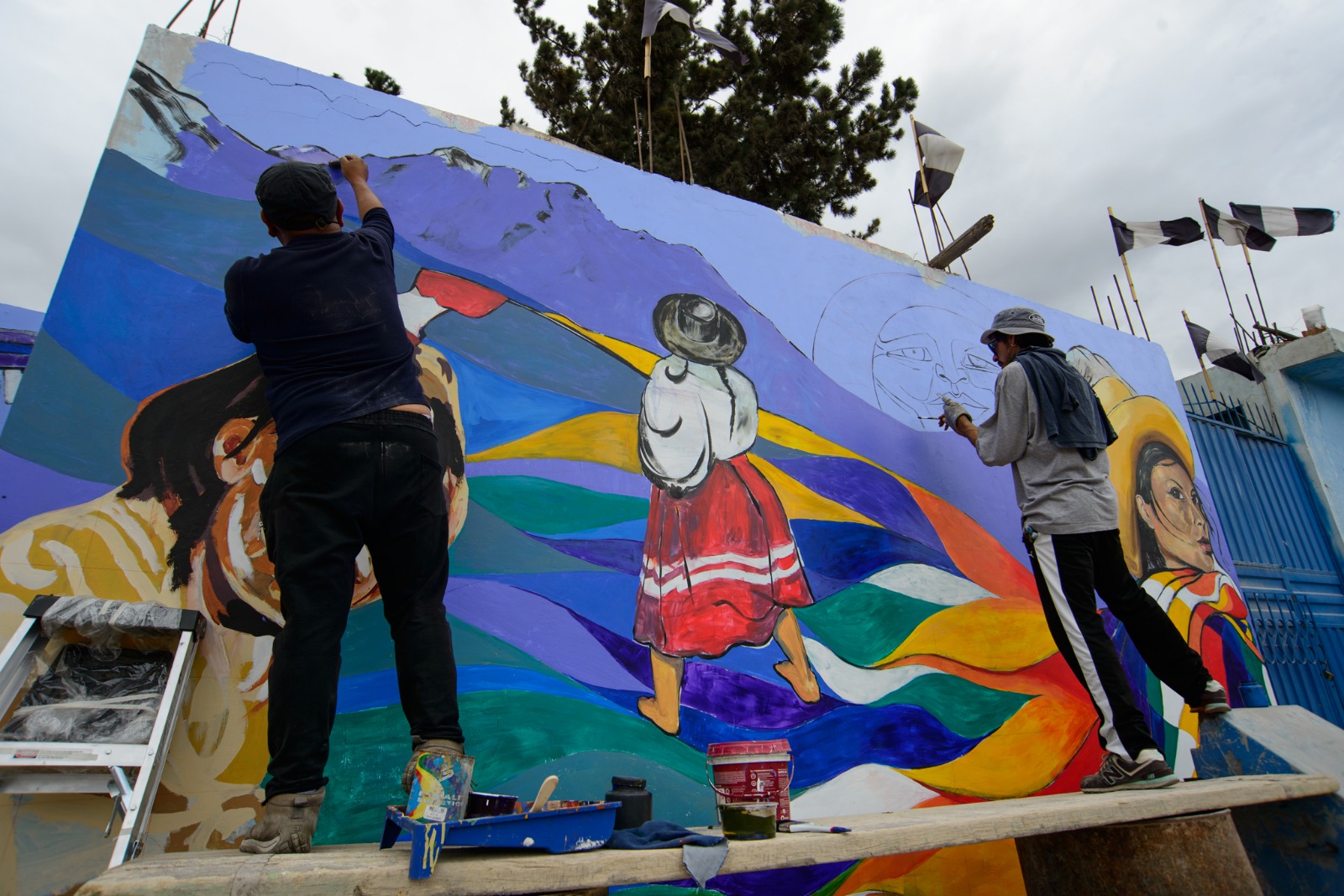 Taller de muralismo invita a descubrir al artista interior que llevamos dentro