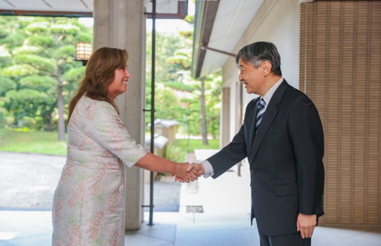 Boluarte en audiencia con emperador Naruhito