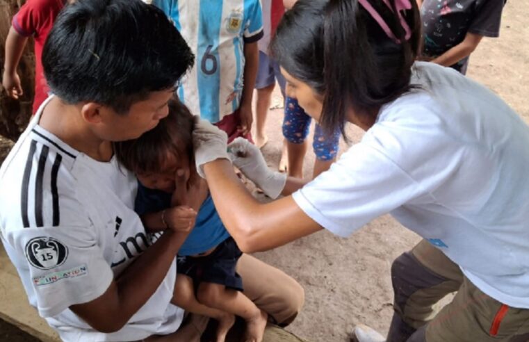 Quince brigadas atienden casos de tos feria en comunidades indígenas