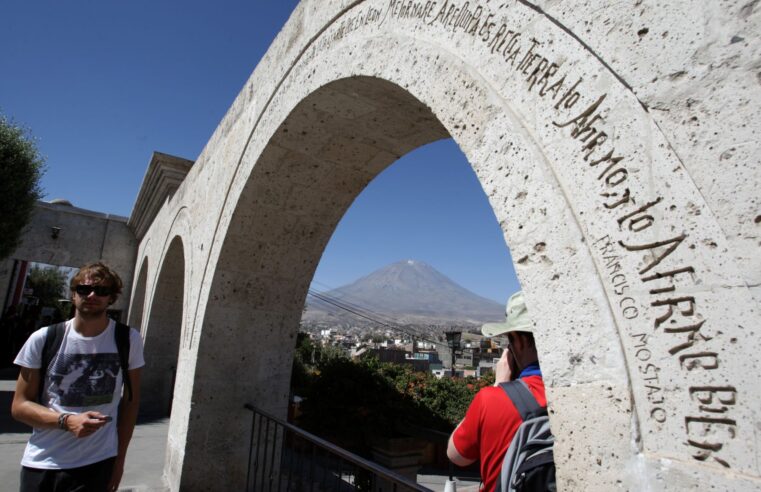 “Fenómeno papal” impulsa y beneficia al turismo en Arequipa