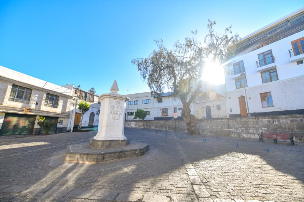 Municipio y vecinos acuerdan restricción vehicular y plan para recuperar San Lázaro