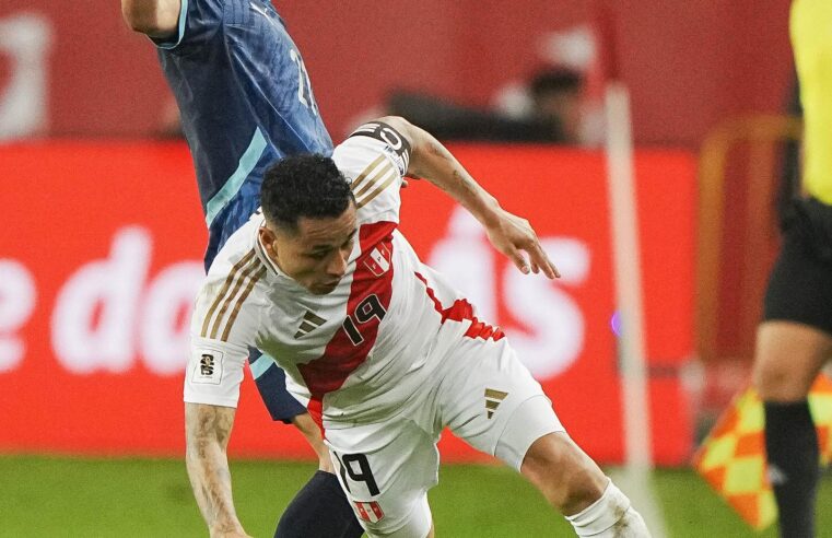 Perú cerró pésima campaña con derrota ante Paraguay en Lima