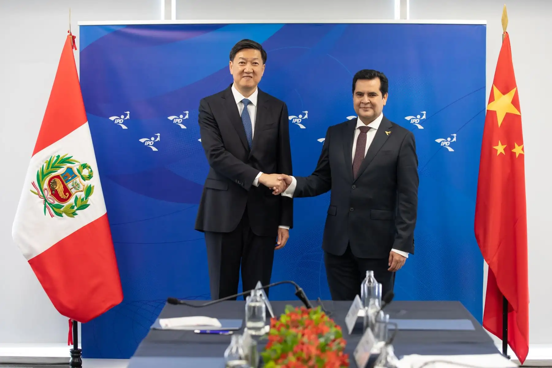 Perú presenta plan de acción a China para mejorar el deporte