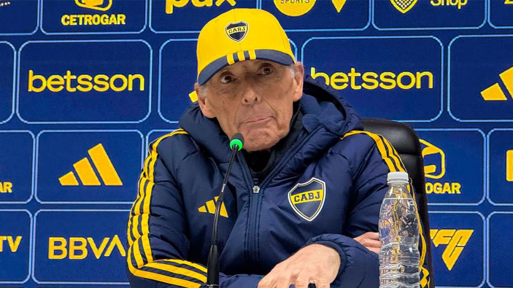 Entrenador de Boca Juniors internado de emergencia en una clínica