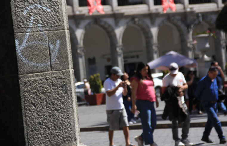 Vigilancia permanente para evitar pintas en Plaza de Armas