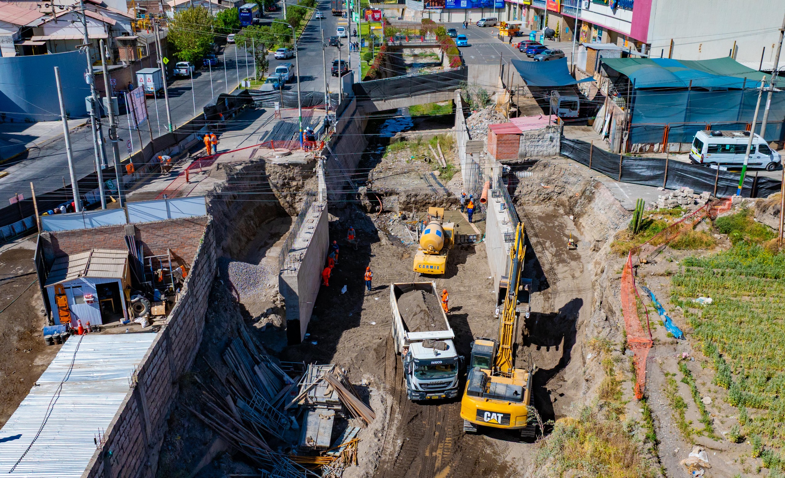 Puente Gunther tiene 50% de avance y beneficiará a más de 130 mil vecinos