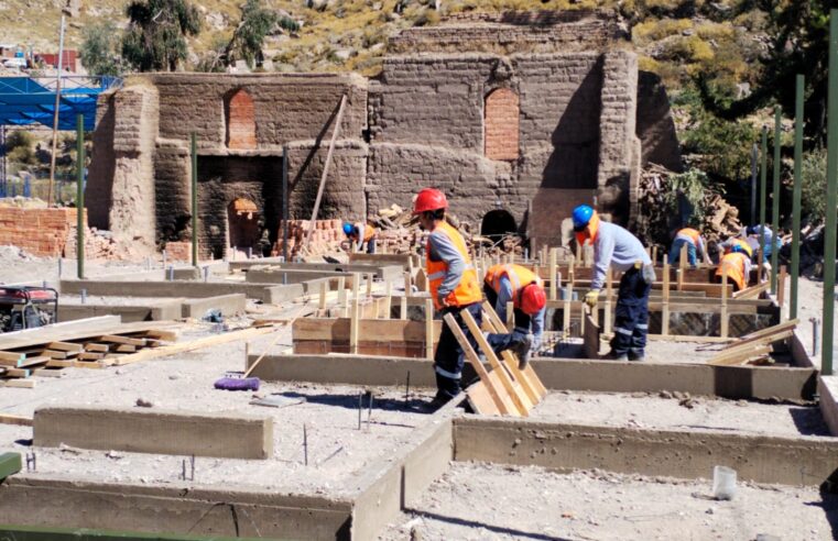 Construyen plan de contingencia del centro de salud de Chuquibamba