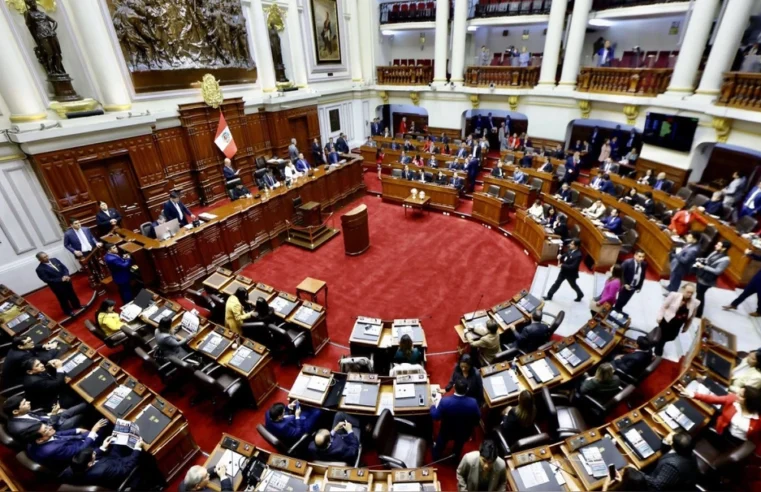 Aprueban norma que exonera a legisladores de neutralidad